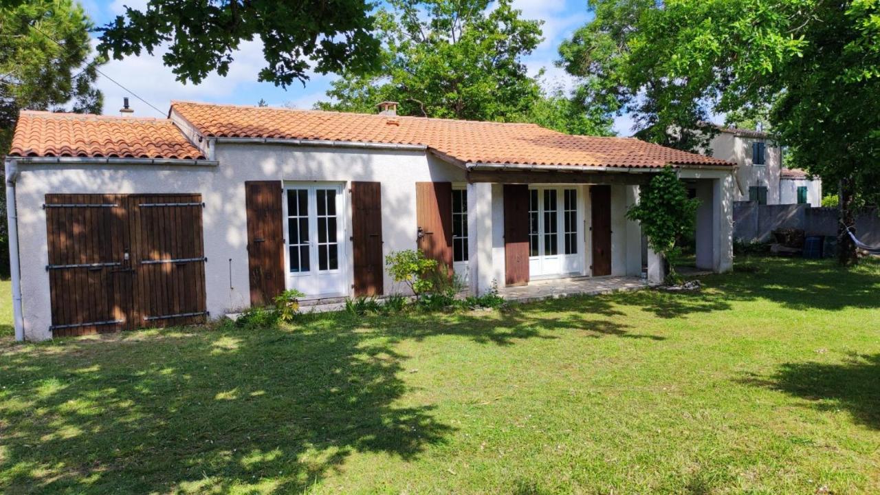Maison A 8 Min A Pied De La Plage Avec Jardin Clos Et Ombrage Saint-Georges-d'Oleron Exterior photo